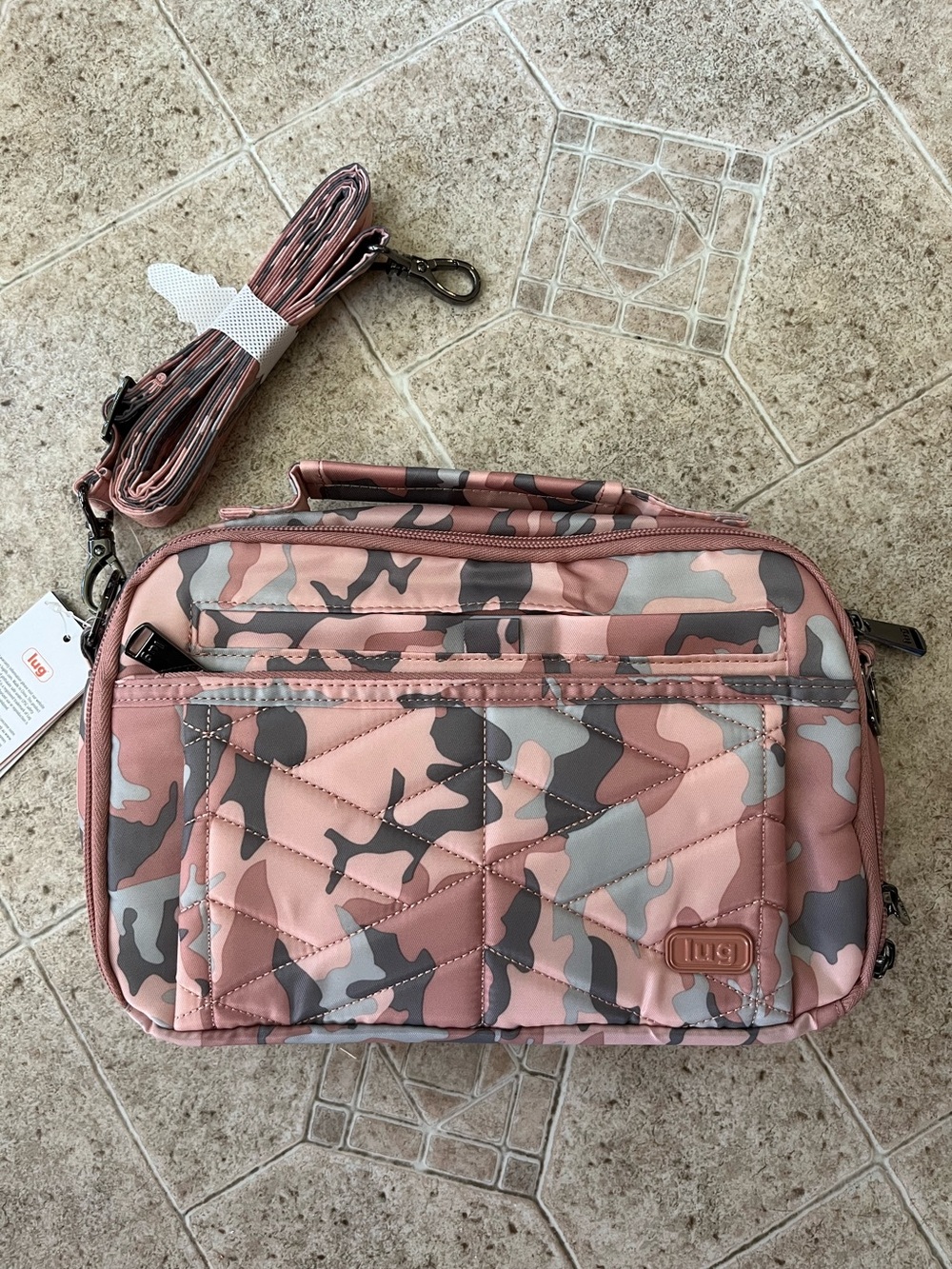 Lug Scoop 2 in Camo Rose NWT
